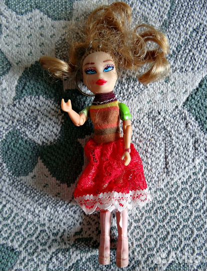 Кукла-брелок «Модница»