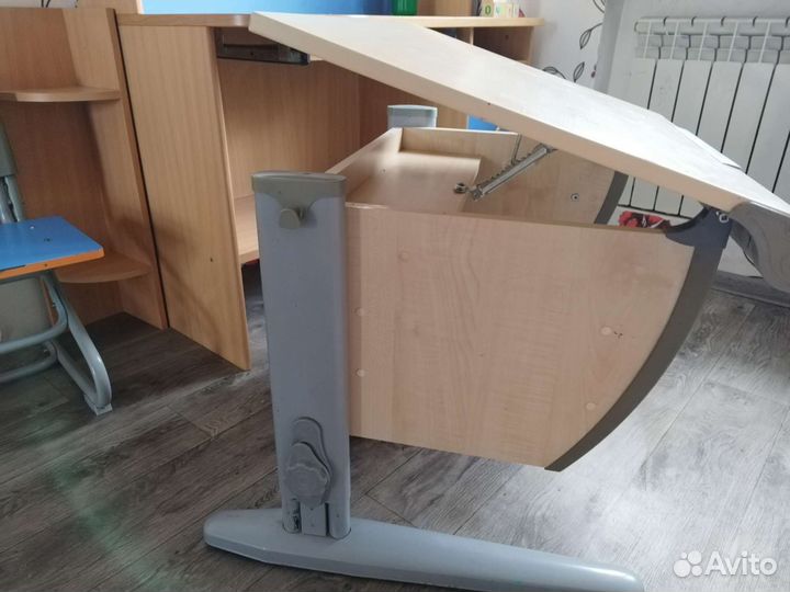 Детская растущая парта (стол) со стулом