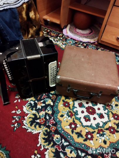 Гармонь тульская