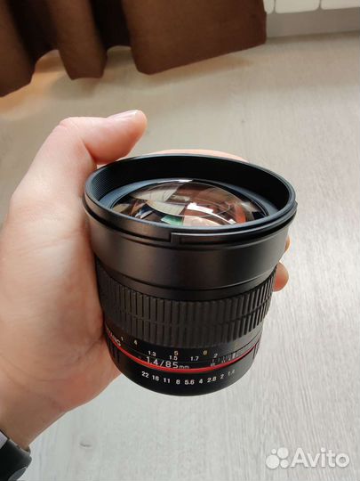 Samyang MF 85mm f/1.4 AS IF UMC Canon EF