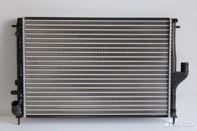 Радиатор Рено Дастер Радиатор Рено Логан