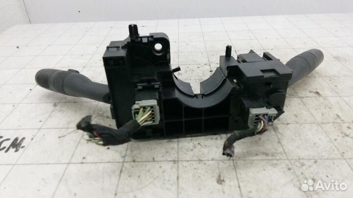 Переключатель поворотов подрулевой Jeep Liberty