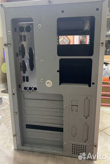 Корпус для компьютера