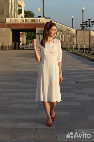 Белое платье