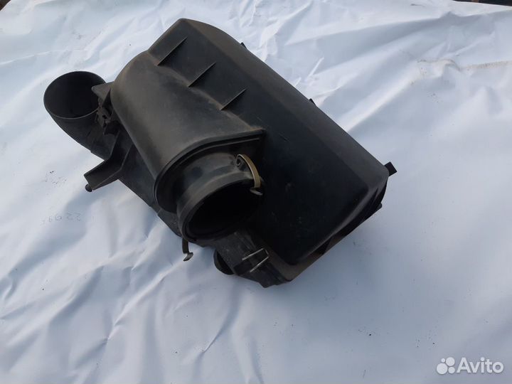 Корпус воздушного фильтра W210