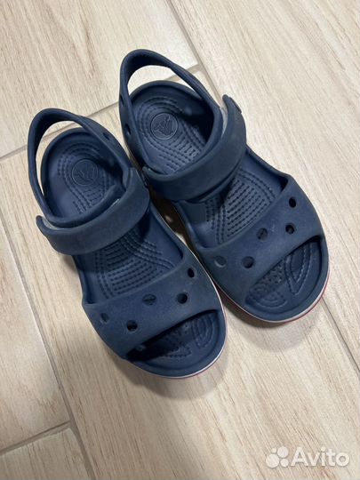 Сандали crocs с10 (26-27 размер)