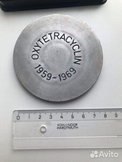 Настольная медаль промышленности Югославии. 1969 г