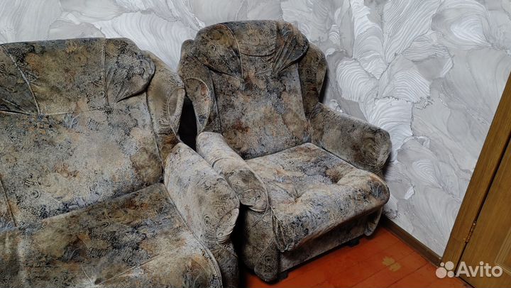 Диван и кресла