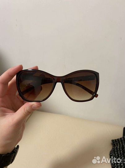 Солнцезащитные очки женские