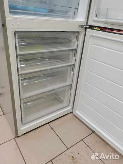 Холодильник Haier C2F636cxmv