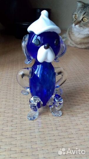 Собака из цветного стекла/ символ года