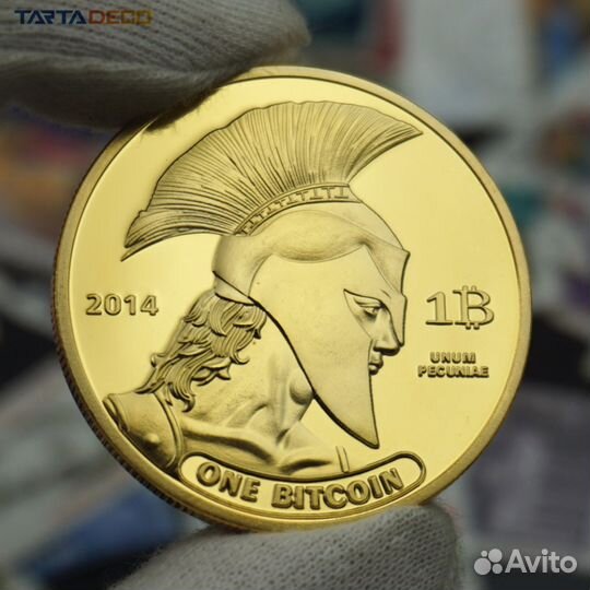Титан Bitcoin монета