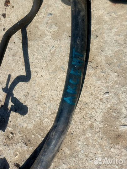 Трубка гура Hyundai Accent 2