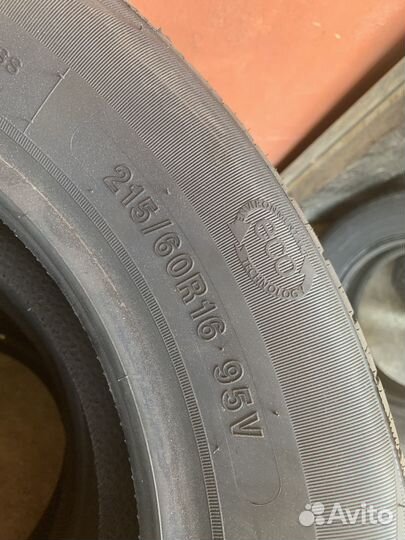 Roadmarch EcoPro 99 215/60 R16