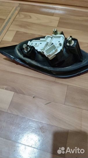 Фонарь в крышку багажника passat cc