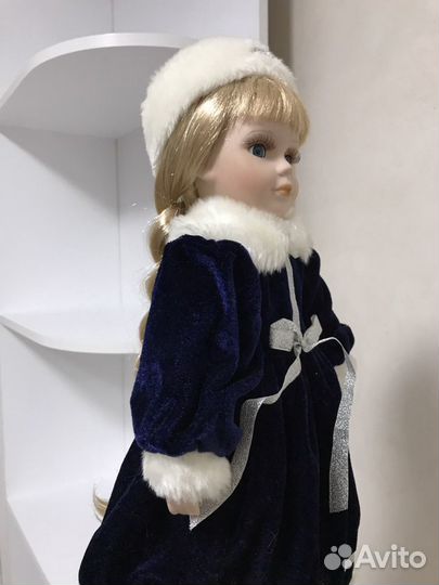 Кукла фарфоровая коллекционная