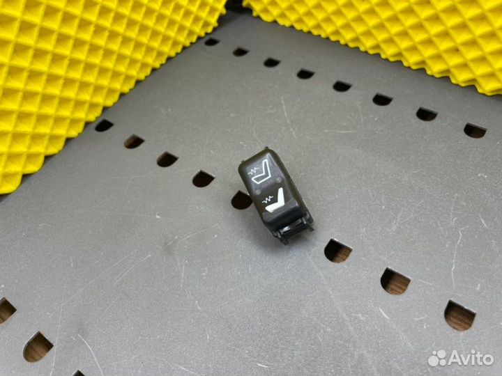 Кнопка обогрева сидений Mercedes-Benz S-Class W140