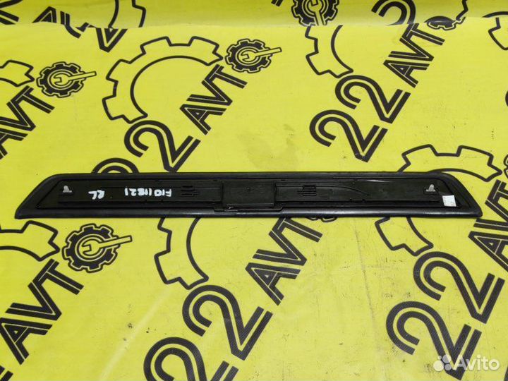 Накладка на порог внешняя задняя левая Bmw