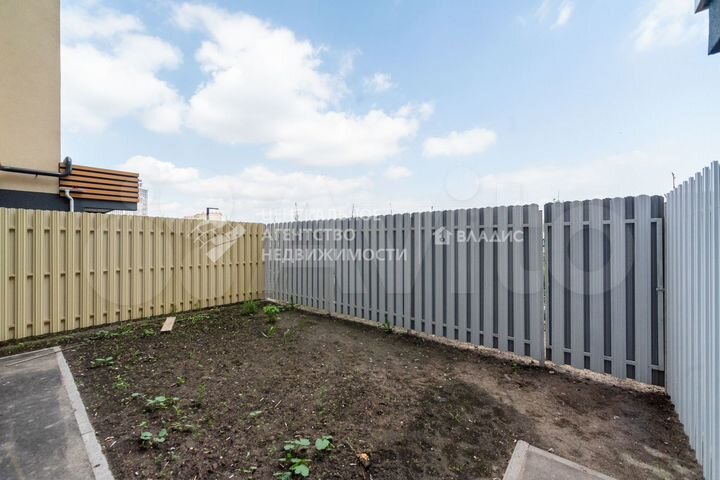 2-к. квартира, 67,4 м², 1/22 эт.