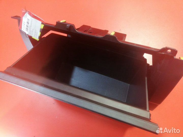 Бардачок пассажирский Toyota Land Cruiser Prado