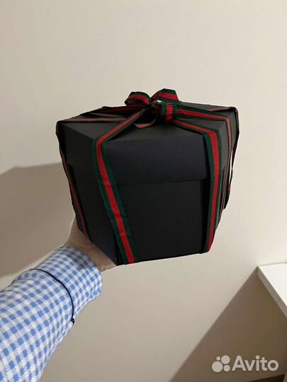 Подарочная коробка с эффектом 