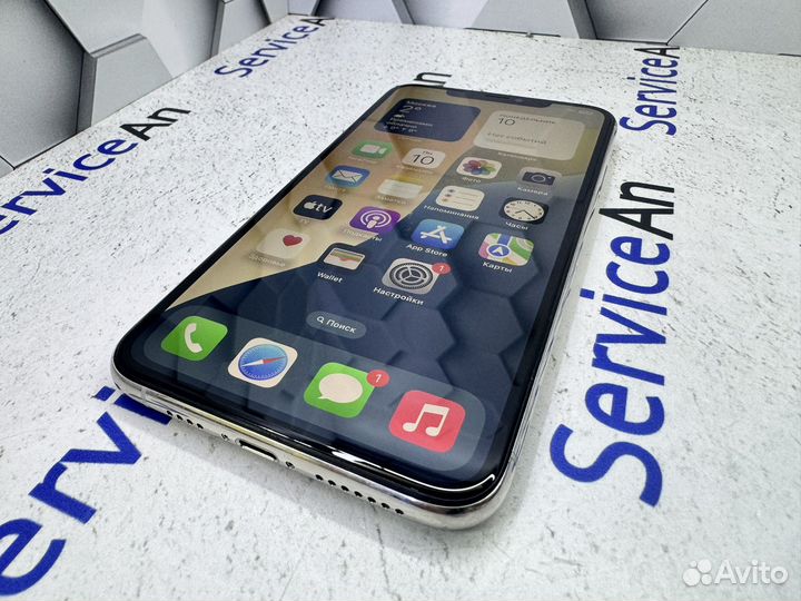 iPhone 11 Pro Max, 64 ГБ