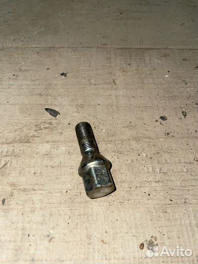 Колесные болты