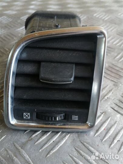 Дефлектор воздушный передний левый Mazda 6 GJ