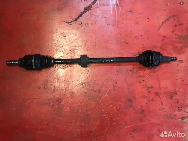 Привод правый Toyota Corolla E120 1.6 МКПП 3zz