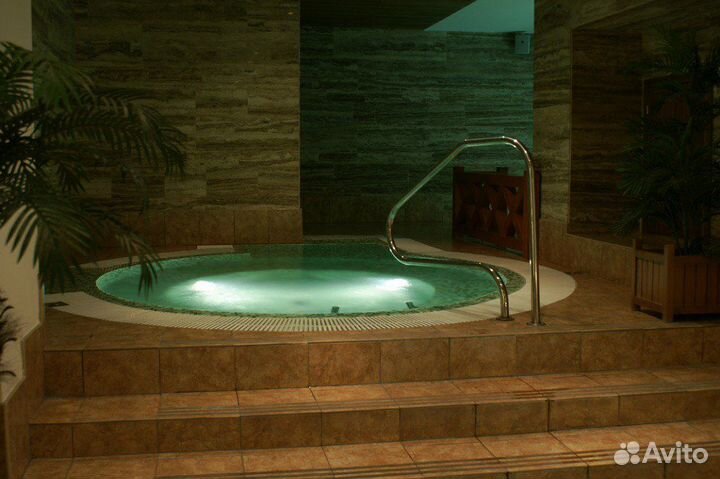 Романтический вечер в джакузи или спа для двоих