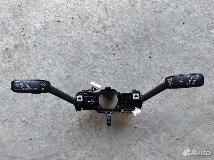 Подрулевой переключатель Skoda Rapid 2020