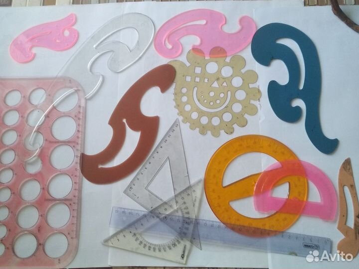 Линейки, лекала