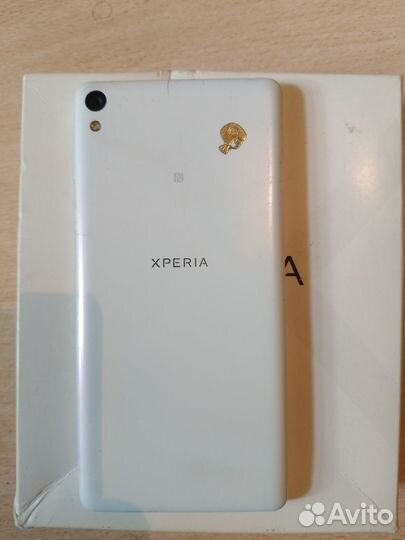 Sony Xperia E5, 16 ГБ