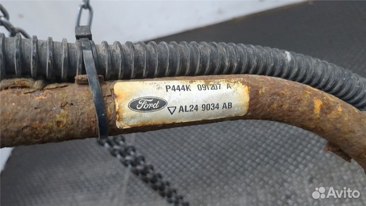 Горловина заливная топливная Ford Explorer, 2010