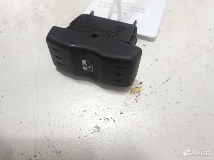 Renault Logan l (2004-2015)кнопка стеклоподъемника