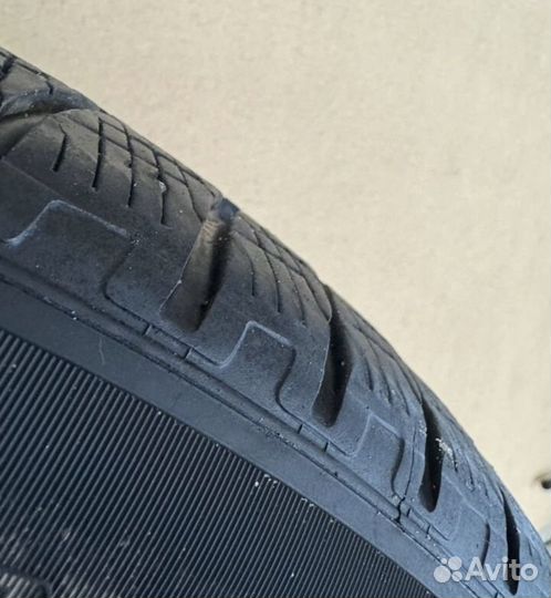 Pirelli Scorpion Winter 275/45 R21