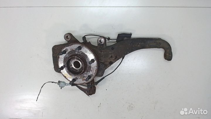 Ступица (кулак, цапфа) Nissan Armada, 2004