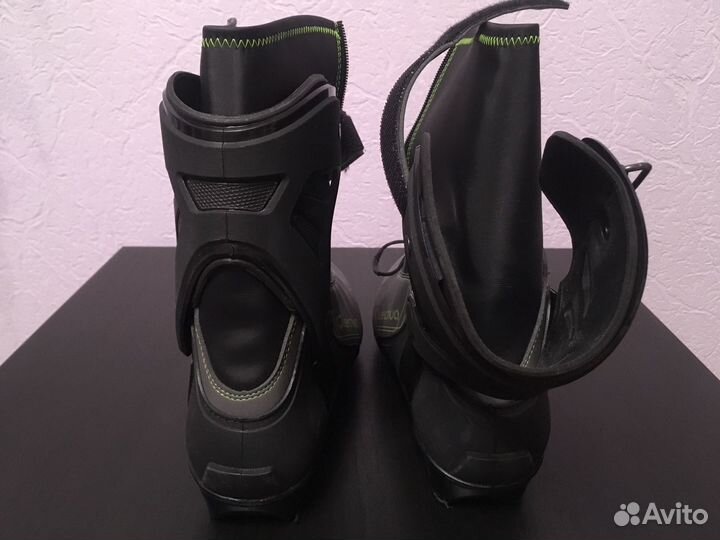 Лыжные ботинки 41-43 размера