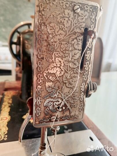 Швейная машина singer