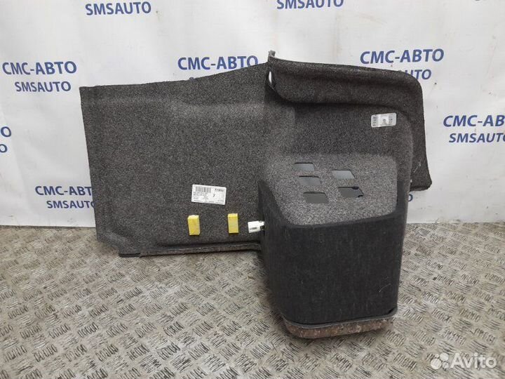 Обшивка багажника Audi A8 D4 4.2