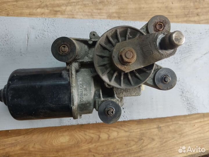 Моторчик трапеция дворников Corolla 100/110