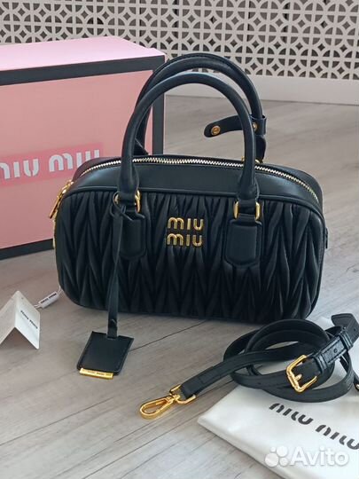 Cумка кросс-боди Miu Miu