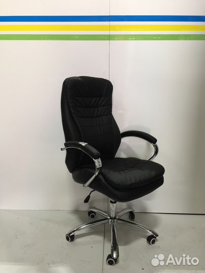 Кресла руководителя новые цвет чёрный