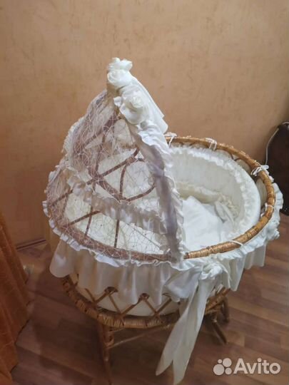 Кроватка люлька из лозы