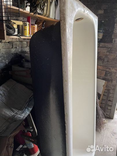 Ванна чугунная