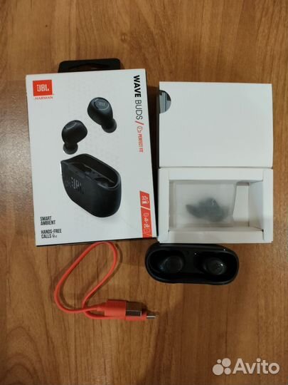 Беспроводные наушники jbl wave buds