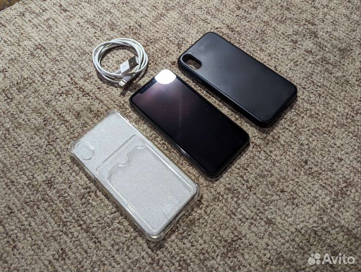 Телефон iPhone X(10) 88 акб