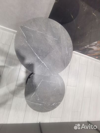 Журнальный столик