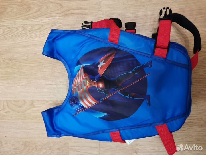 Жилет для плавания