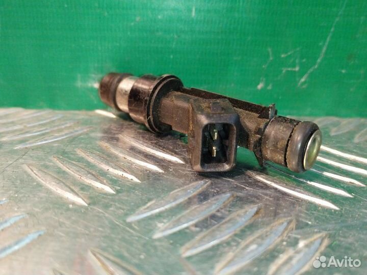 Форсунка топливная Opel Astra